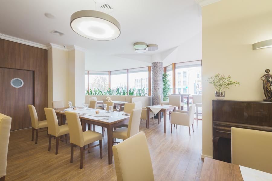 Отель Hotel Wróblewscy Серадз-39